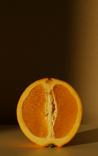 הקשר בין ויטמין C לנשירת שיער