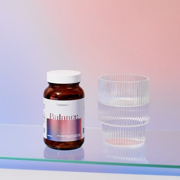 תוסף תזונה באלאנס לעור הפנים לגברים ונשים המורכב מ-100% חומרים טבעיים המכיל שילוב של ויטמינים ונוגדי חמצון