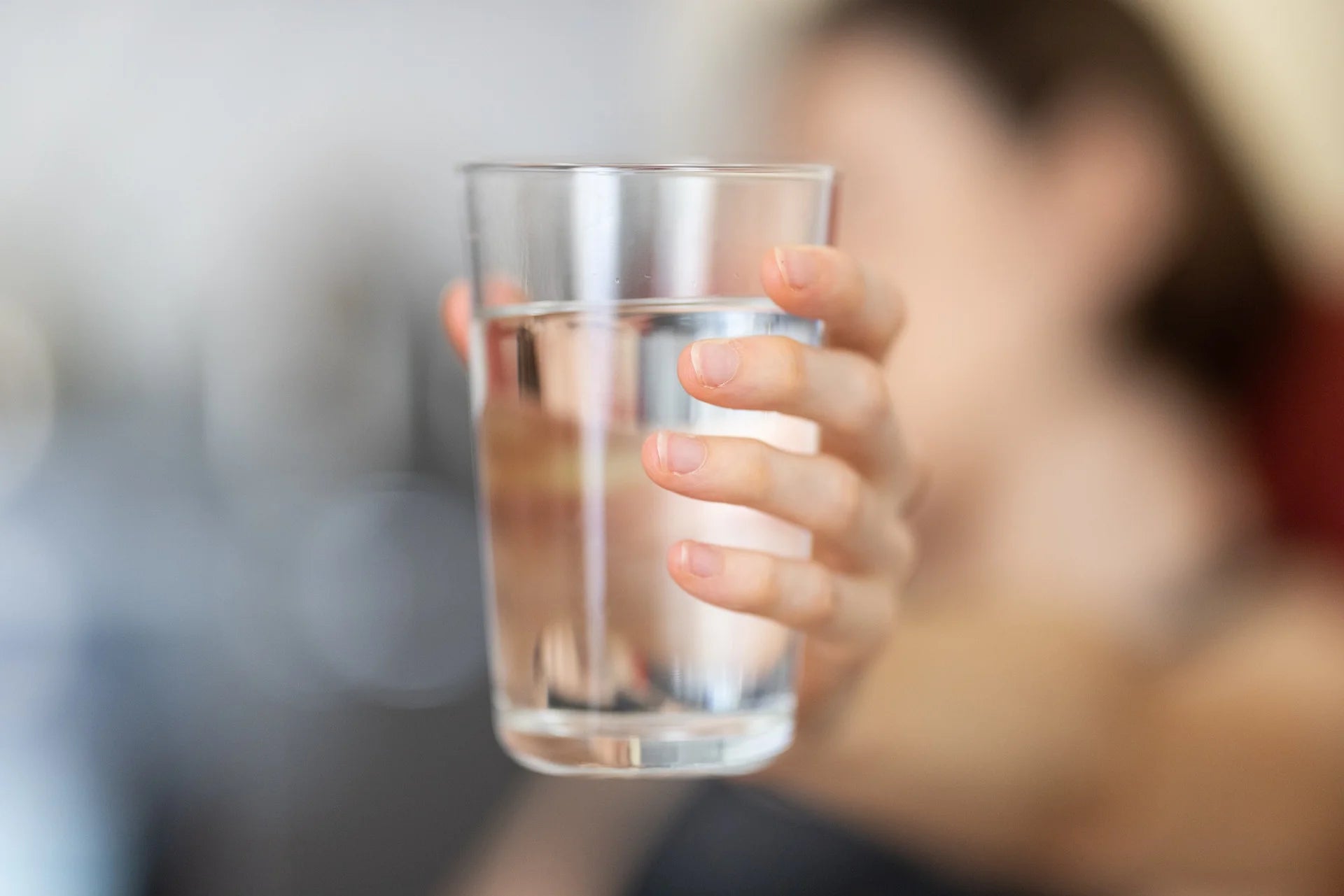 שתיית מים מרובה- למה זה חשוב ועל מה זה משפיע
